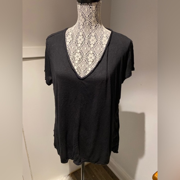 Drapey black v neck t shirt s/m - Picture 1 of 3